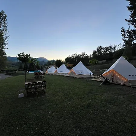 Camping Bosque De G0Rd0N La Pola de Gordon Exterior photo